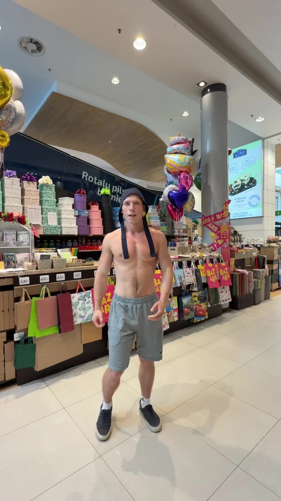 @ZyzzJr