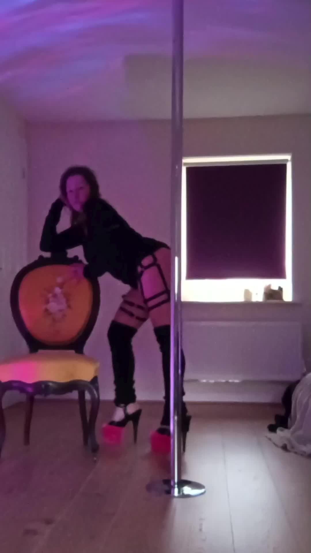 @HoneyHalo