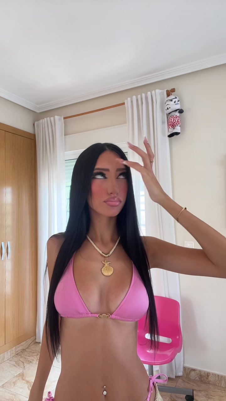 @🫢💋