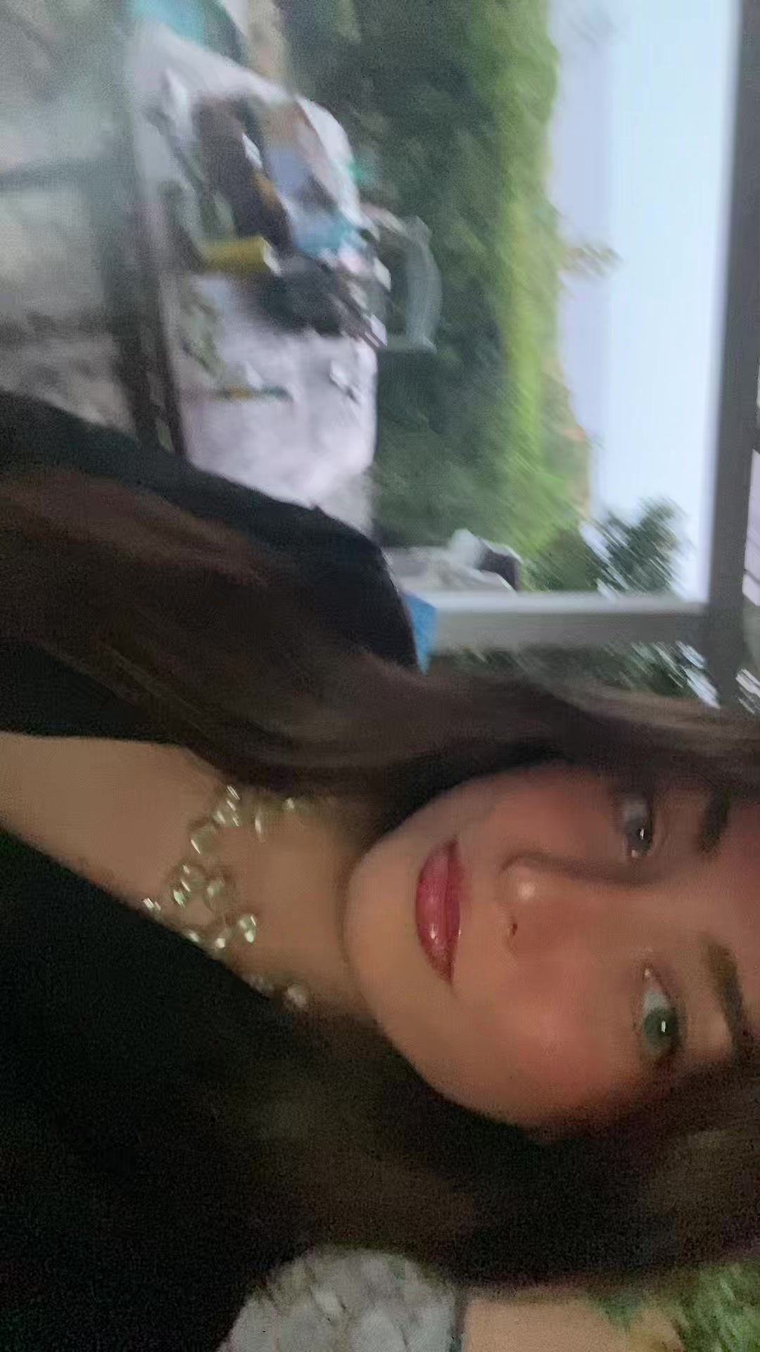 @Adriana