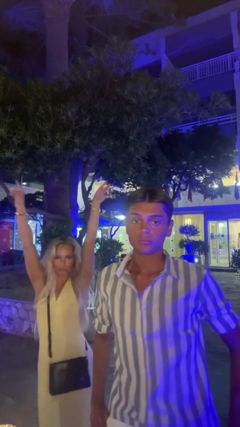 @lovafelicia