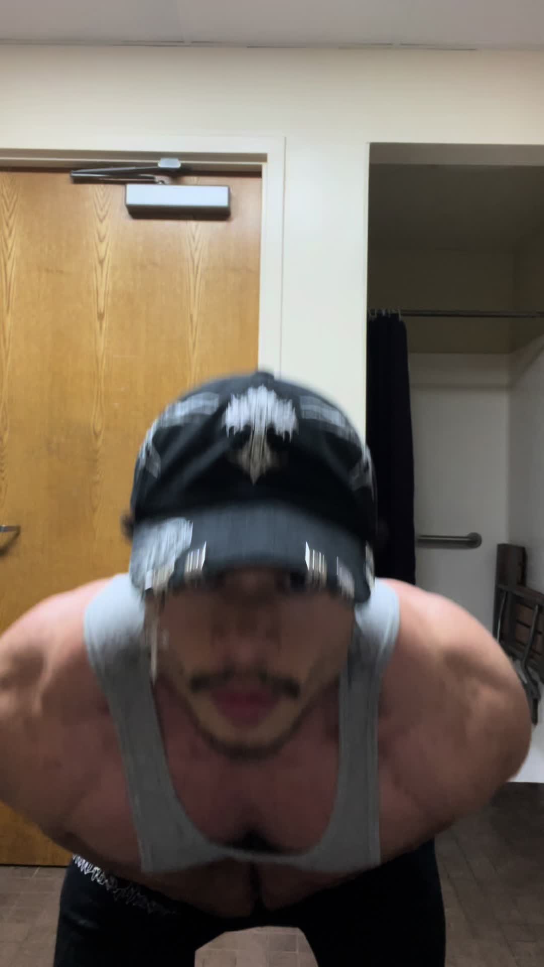 @Extralarge24