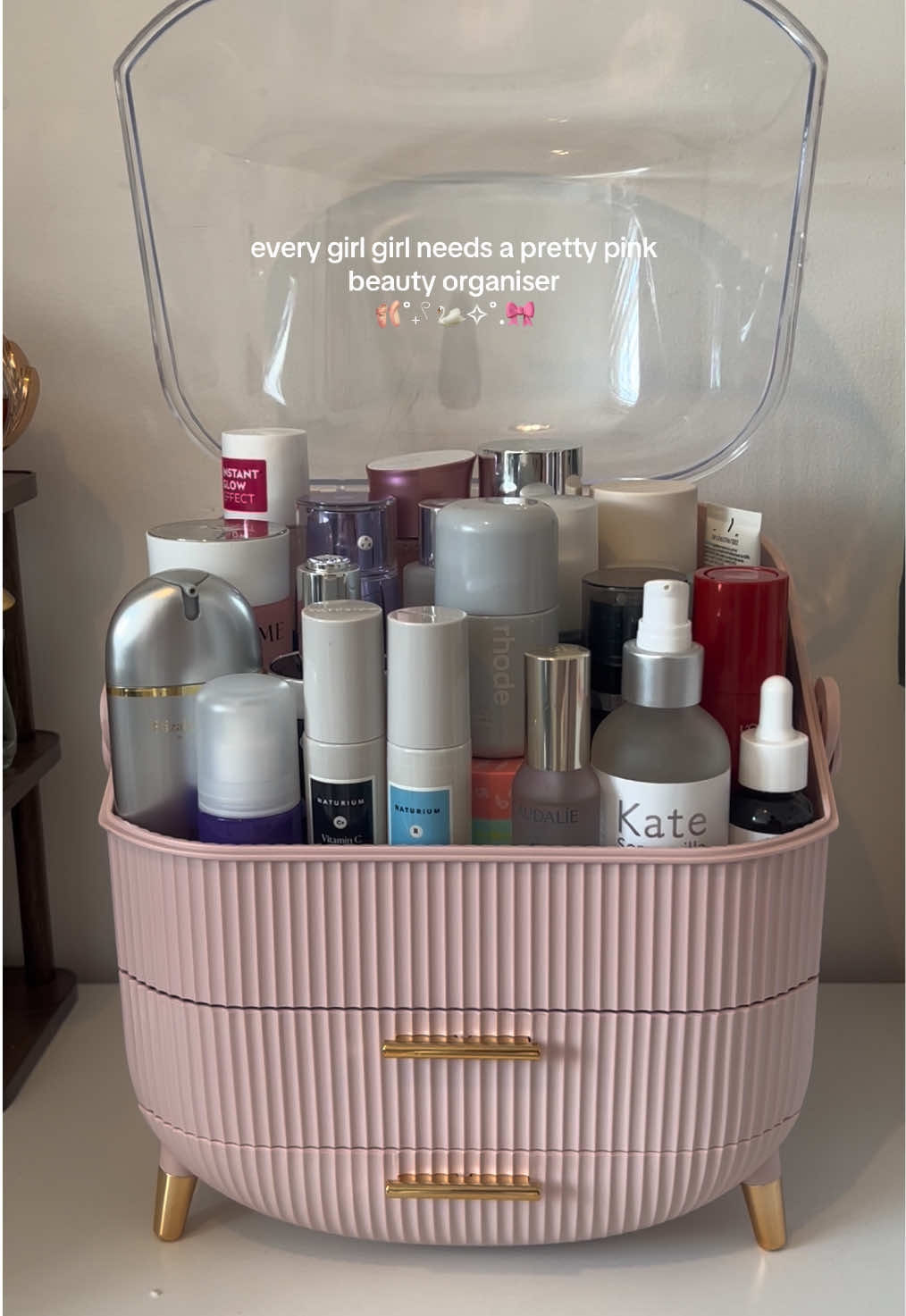 @ish 🤍🎀💕