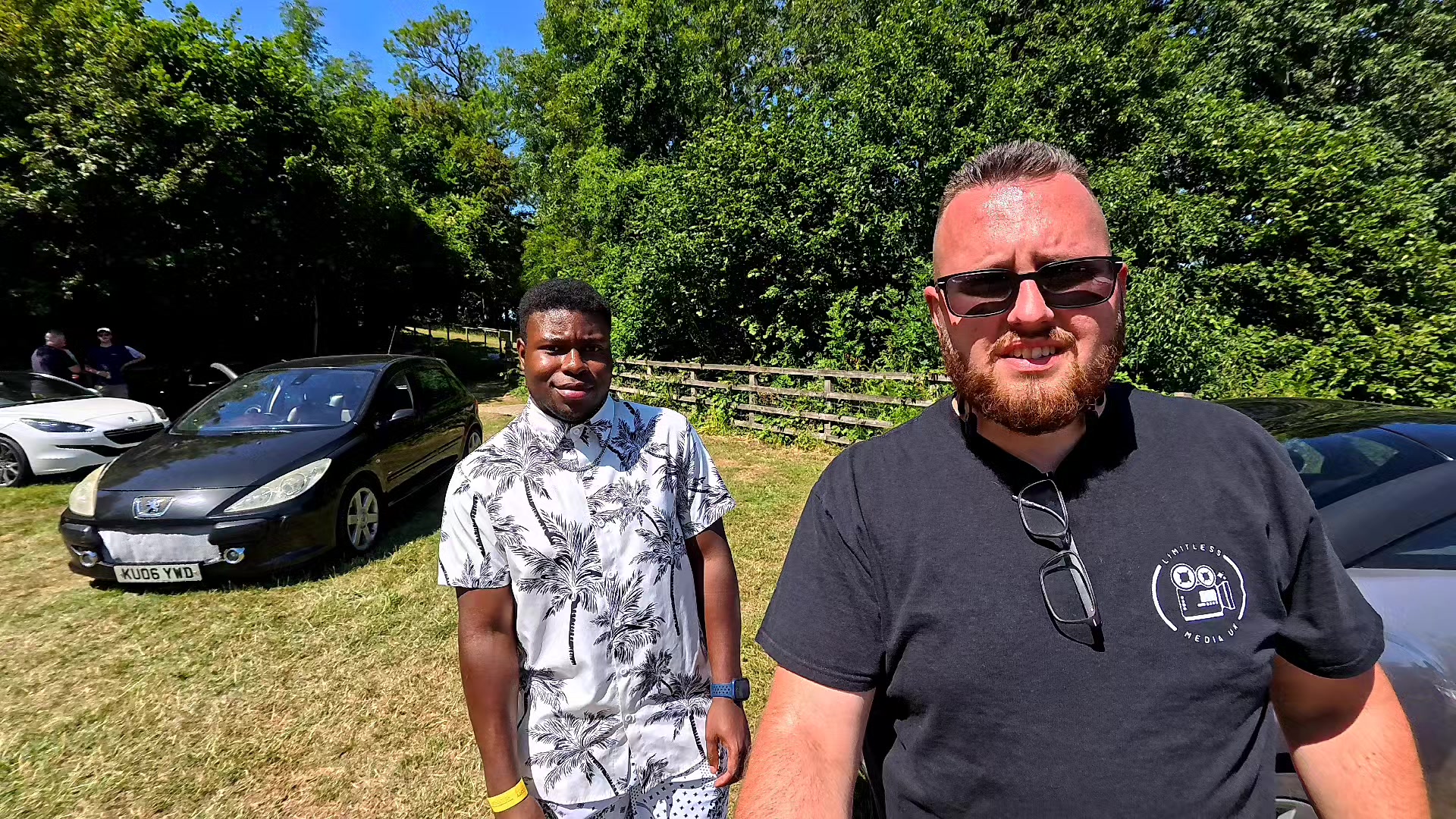 @LIMITLESSMEDIAUK_
