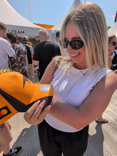 @McLaren Mastercard F1 Team 🧡