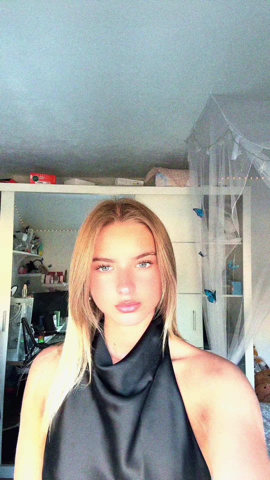 @𝑩𝒆𝒄𝒄𝒂⁷⁷⁷💫