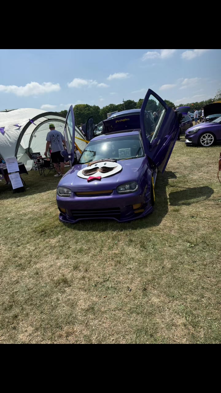@Allan White265