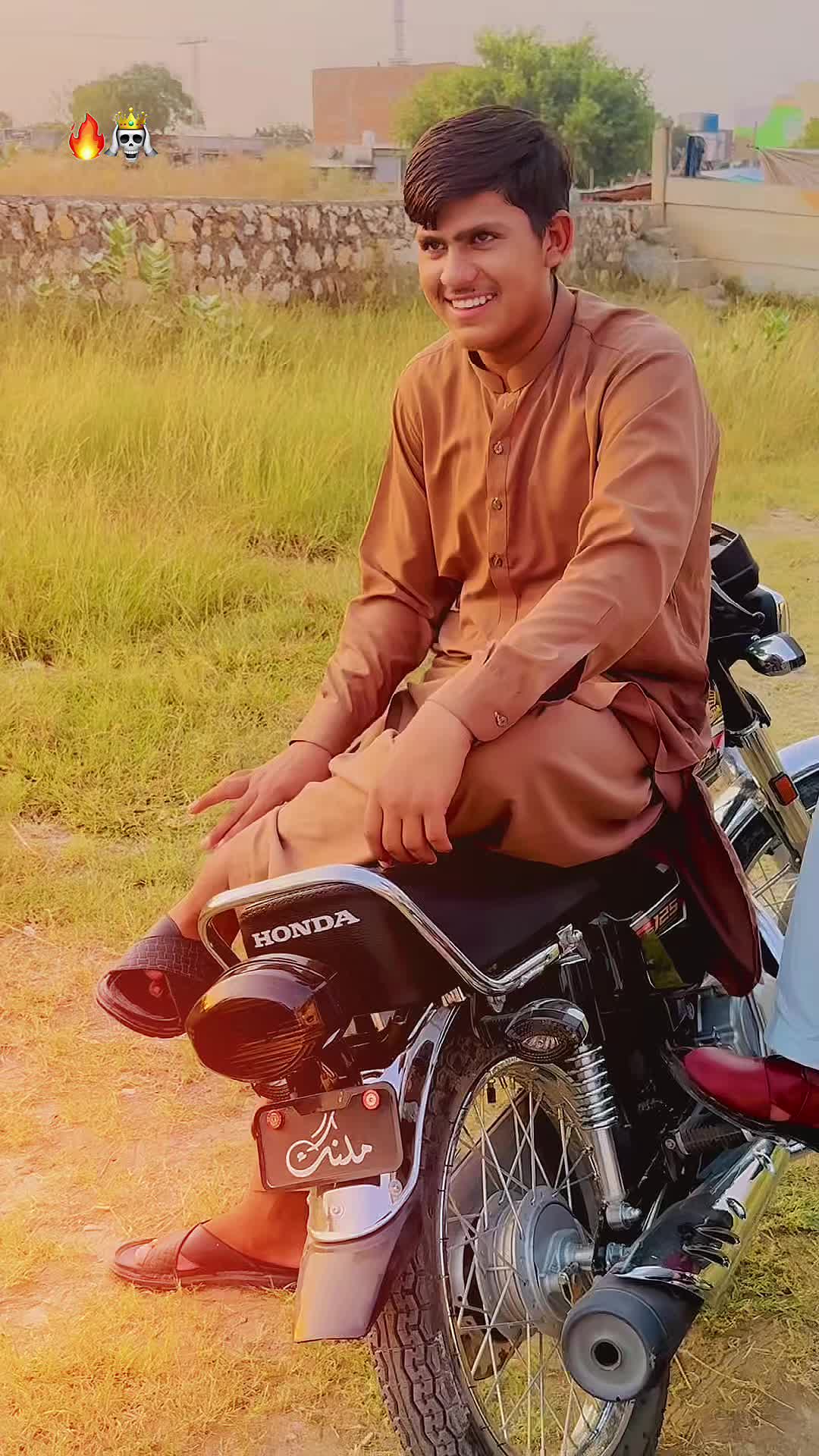 @ملک شکیل اعوان🥷🏿
