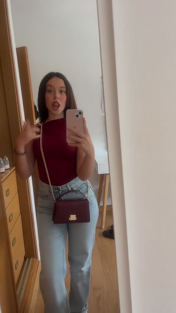 @𝐚𝐥𝐦𝐚 𝐚𝐥𝐯𝐚𝐫𝐞𝐳