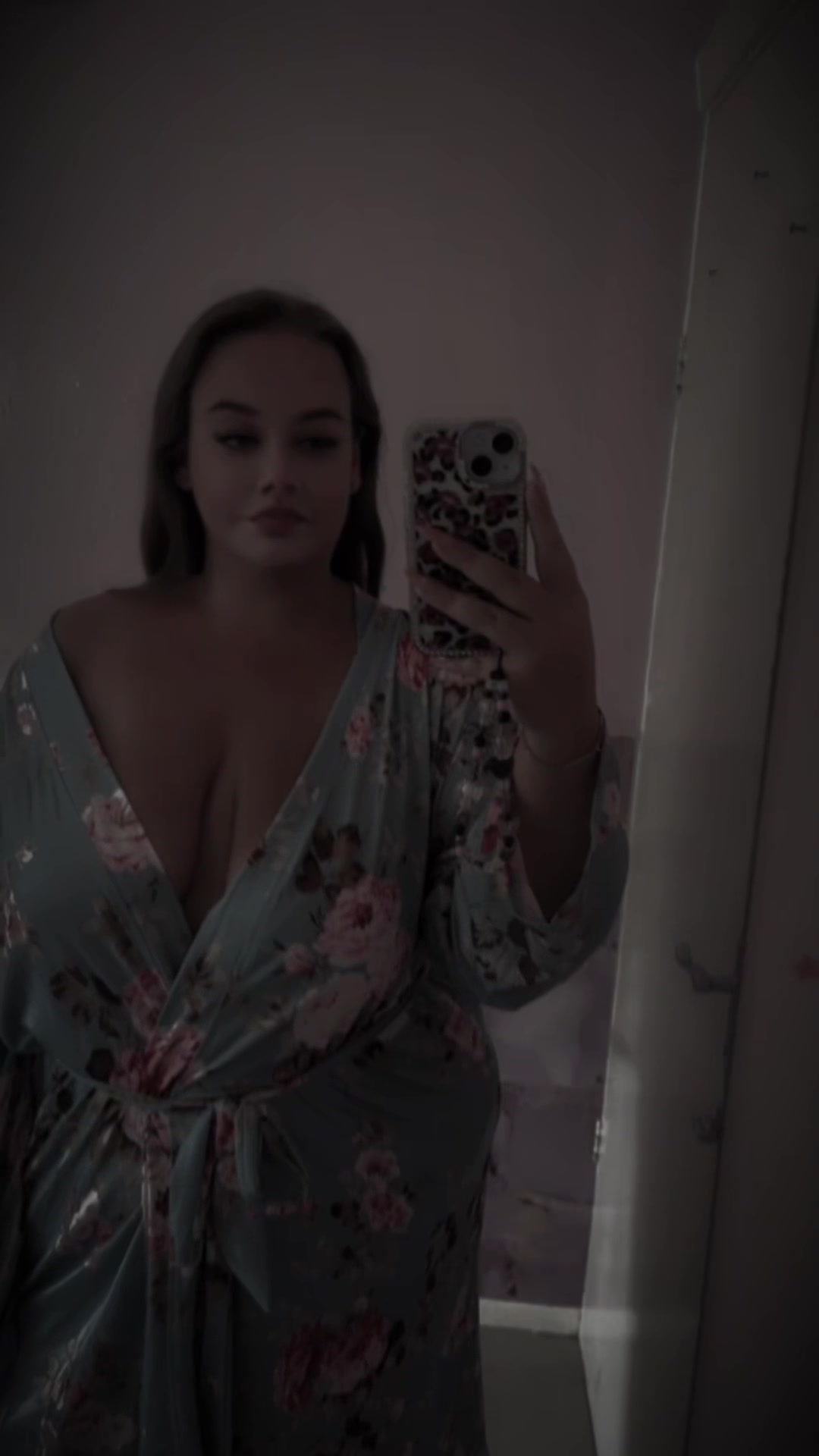 @💕 𝑹𝒐𝒃𝒚𝒏 💕✌️📚💋
