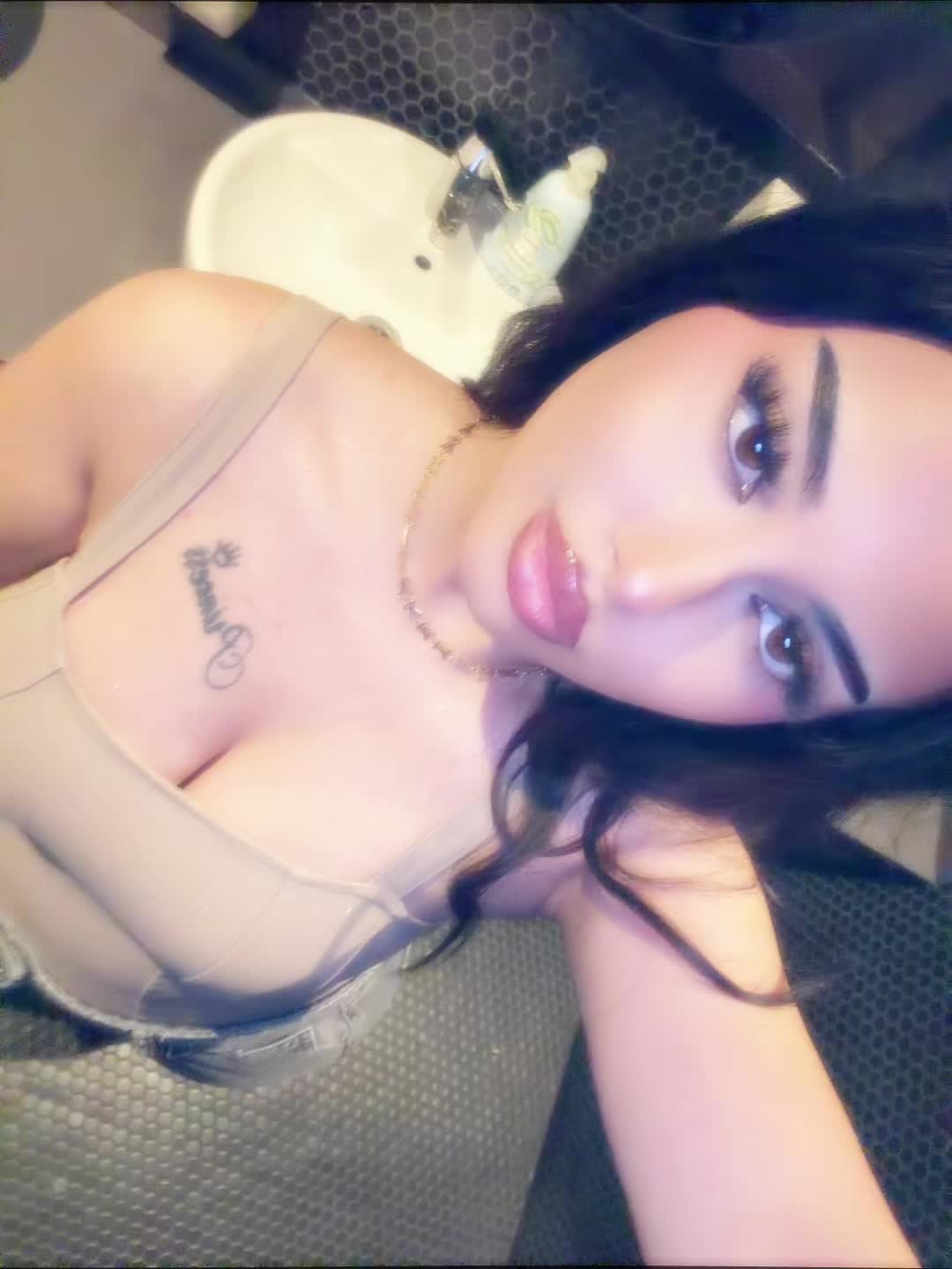 @VERA KAMENOVA