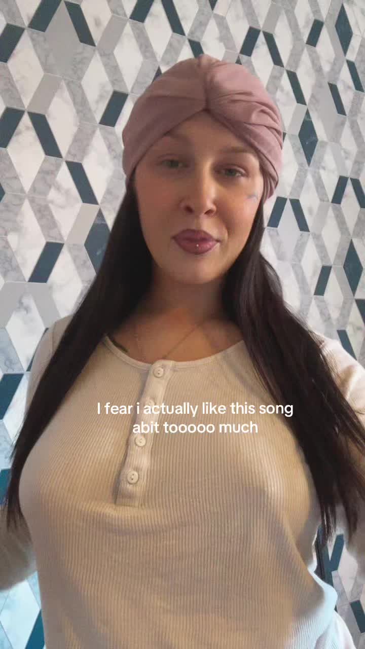 @BATGYAL