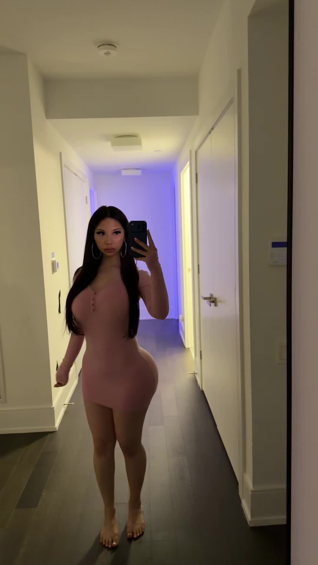 @anni