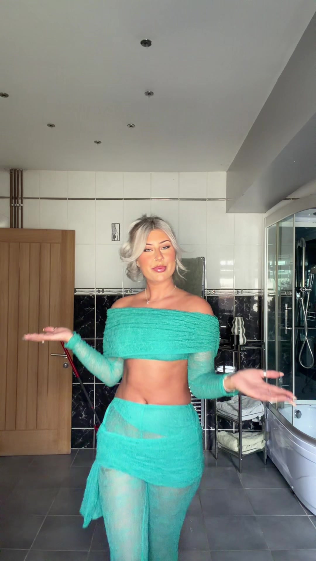 @natayadalling