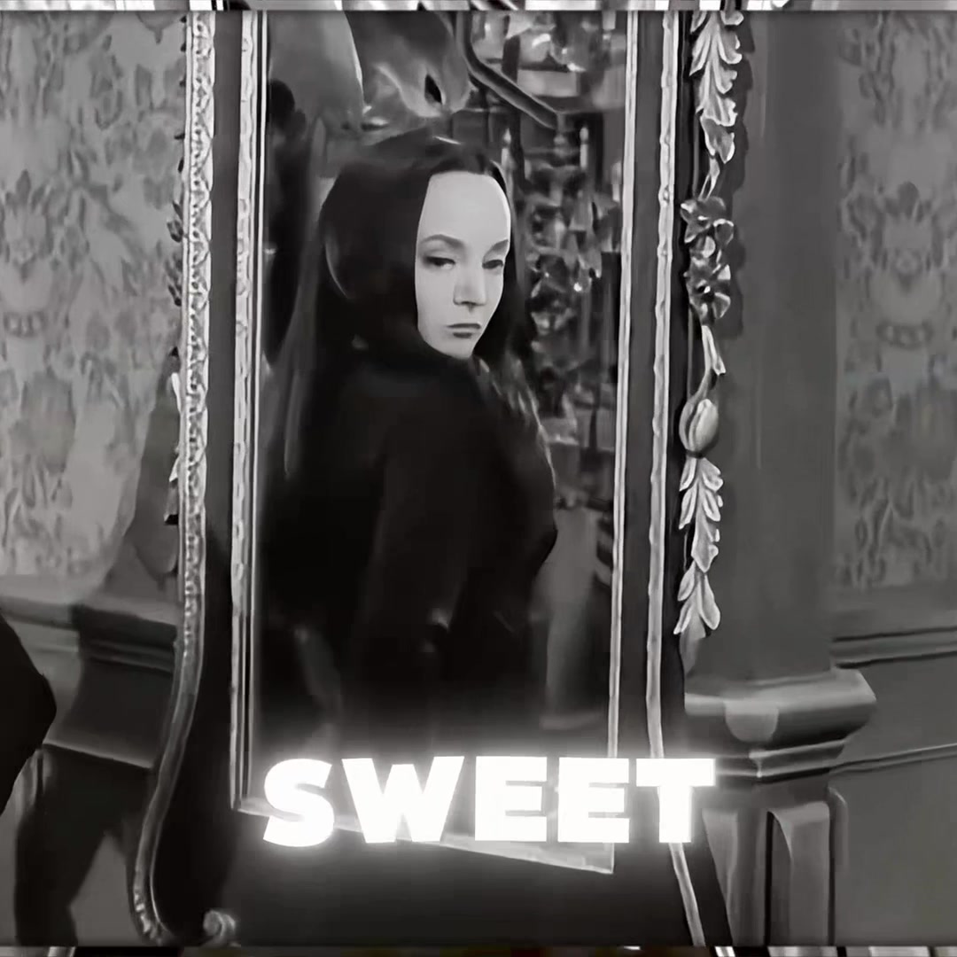 @thecarolynjones