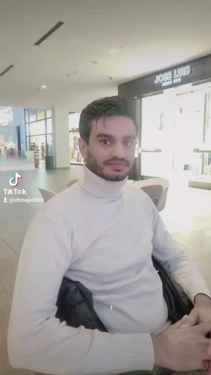 @majid Ƙàțàřîŷå