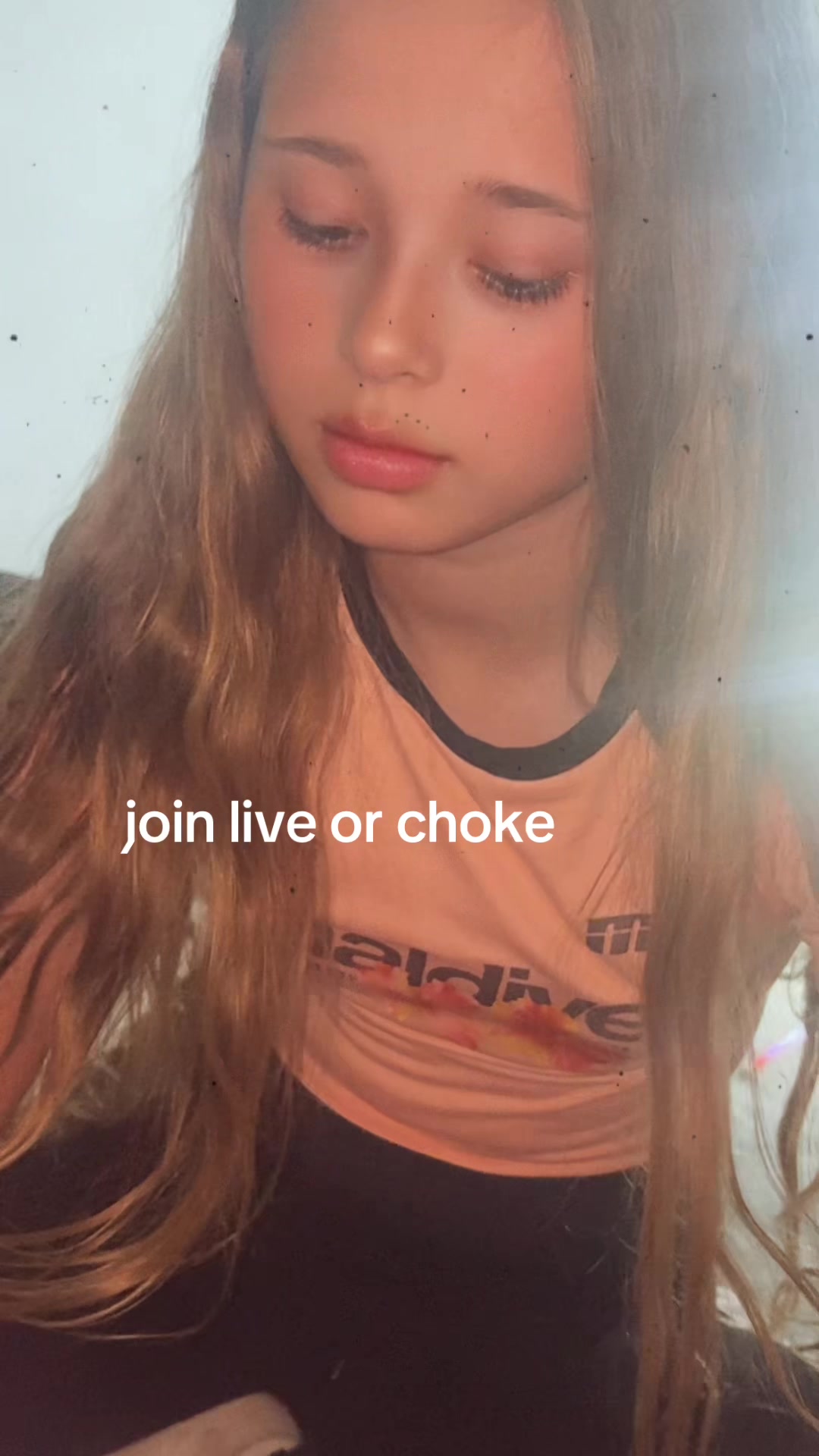 @𝐓