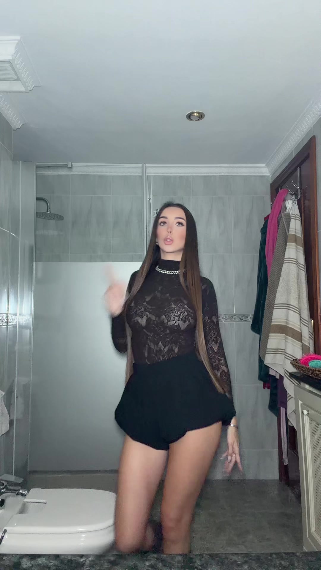 @nayiimtnez