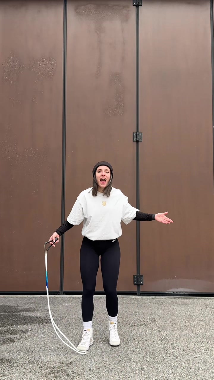 @dani jumps