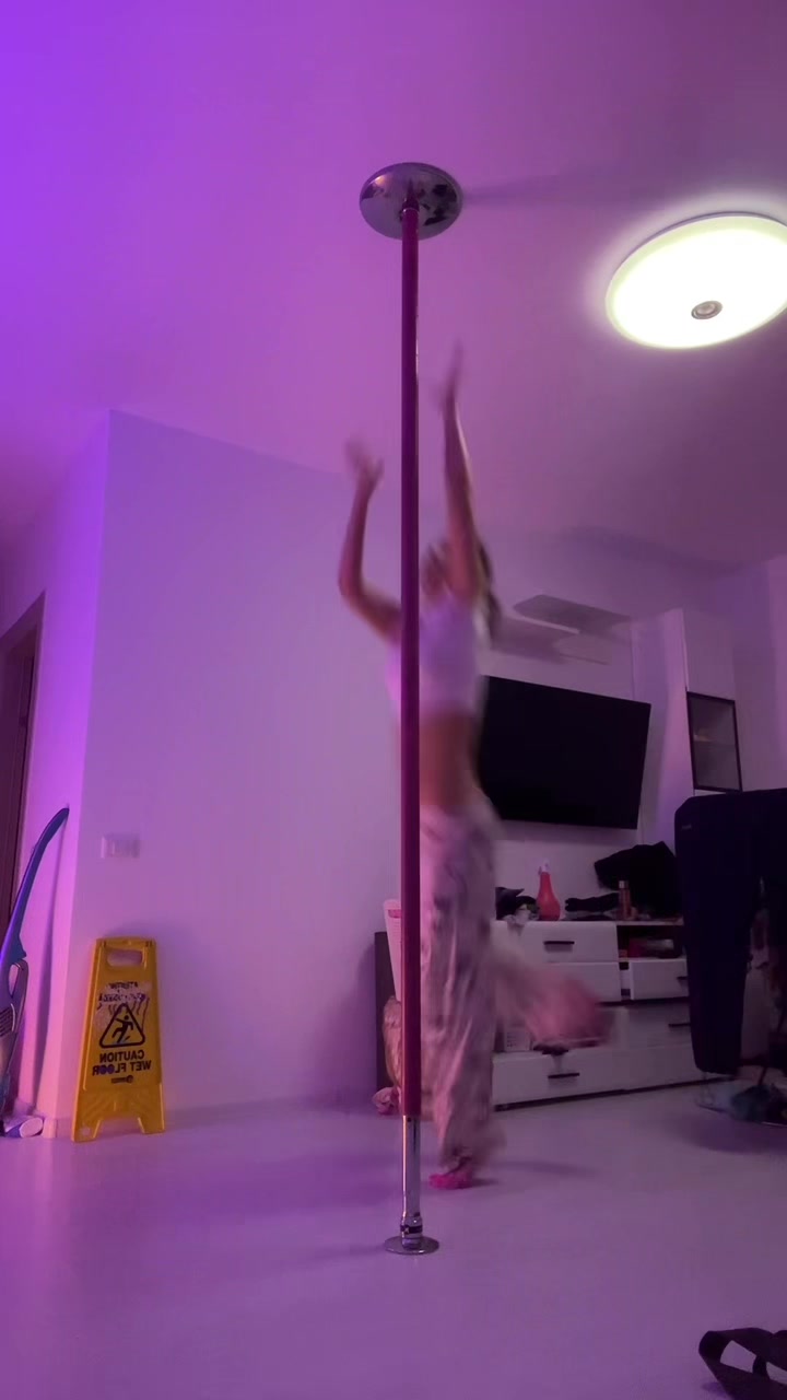 @erika