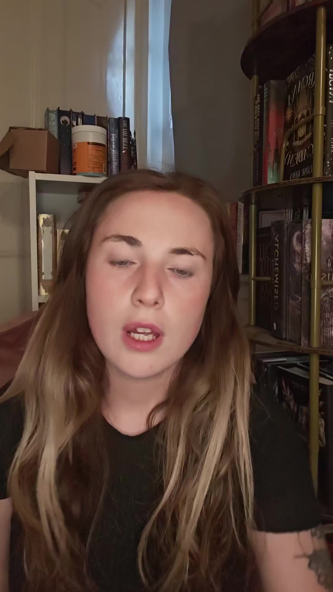 @BooksWithBrooke📚