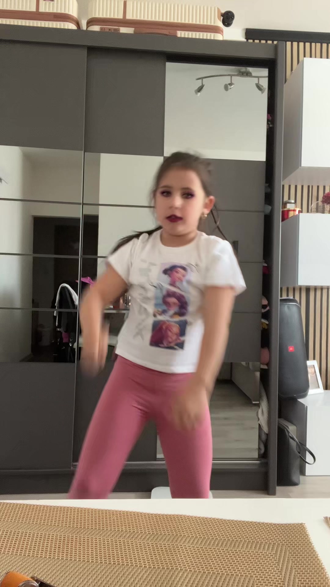 @M-mana N&eacute;methov&aacute;