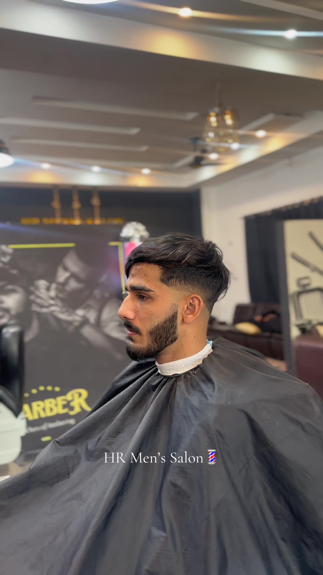 @HR MENS SALOON. 💇♂️