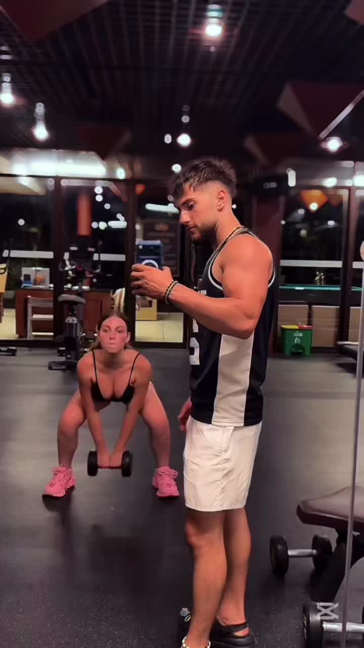 @Elena🩵❤️💜