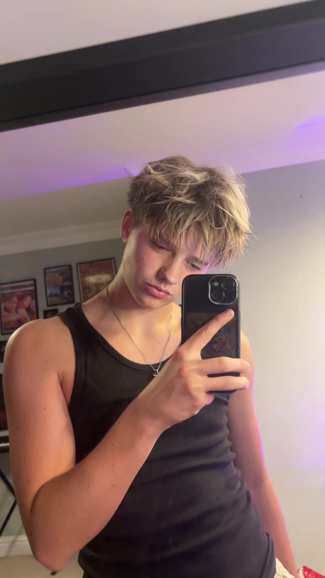 @_.miles_.h