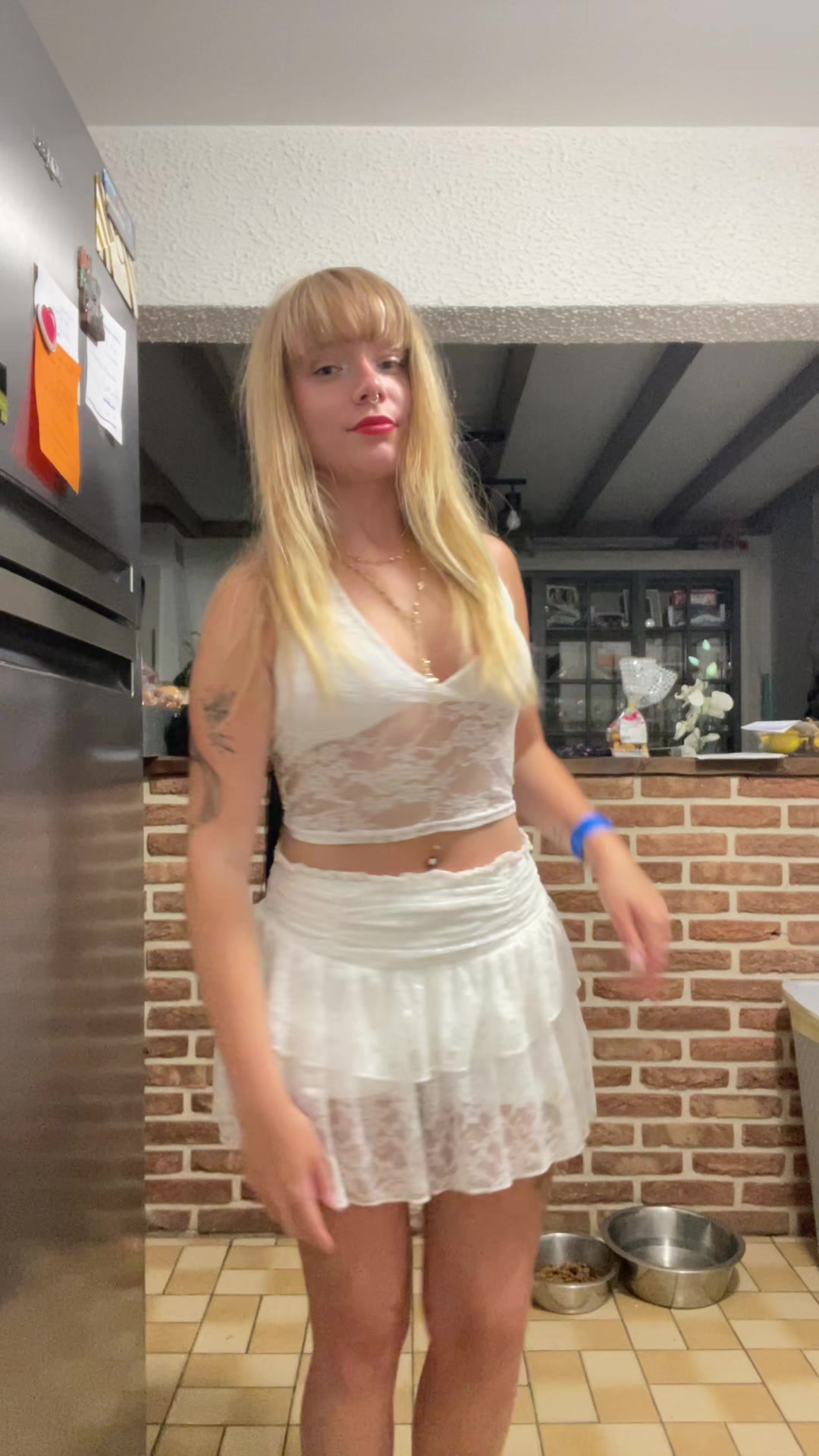 @anaisvionne