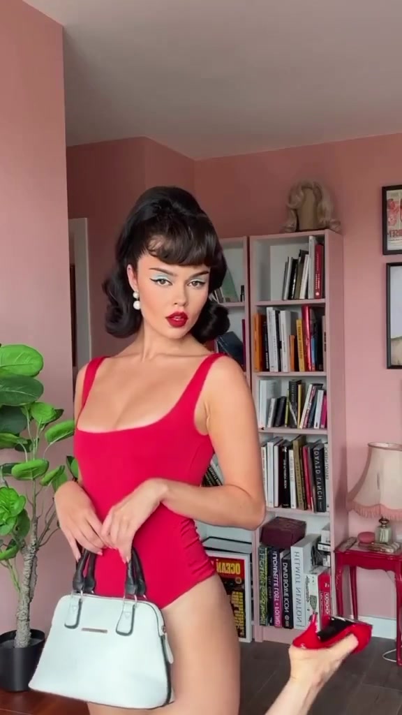 @Neciashairstyling