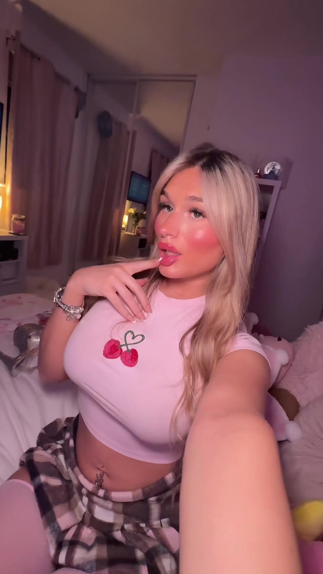 @Billie