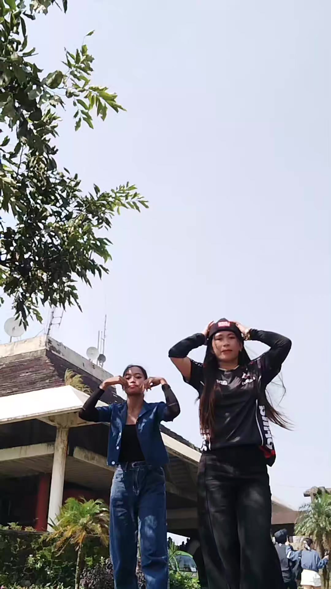 @Je