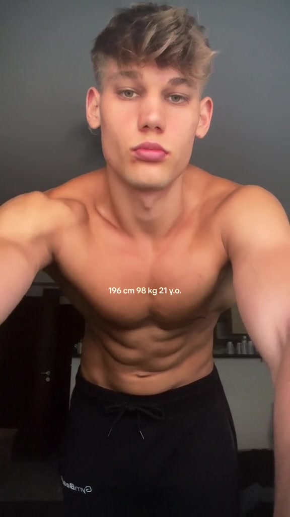@Moln&aacute;r Andr&aacute;s