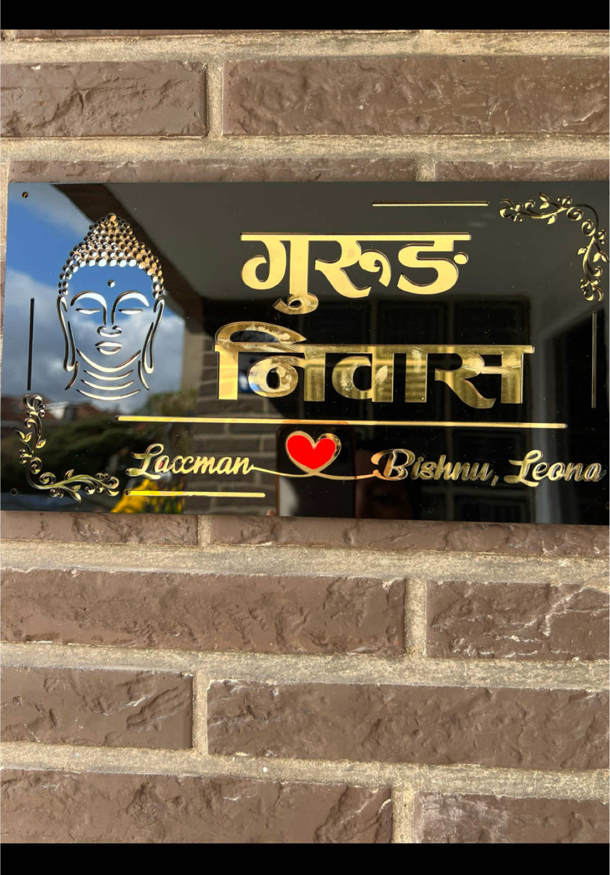 @Leona Gurung