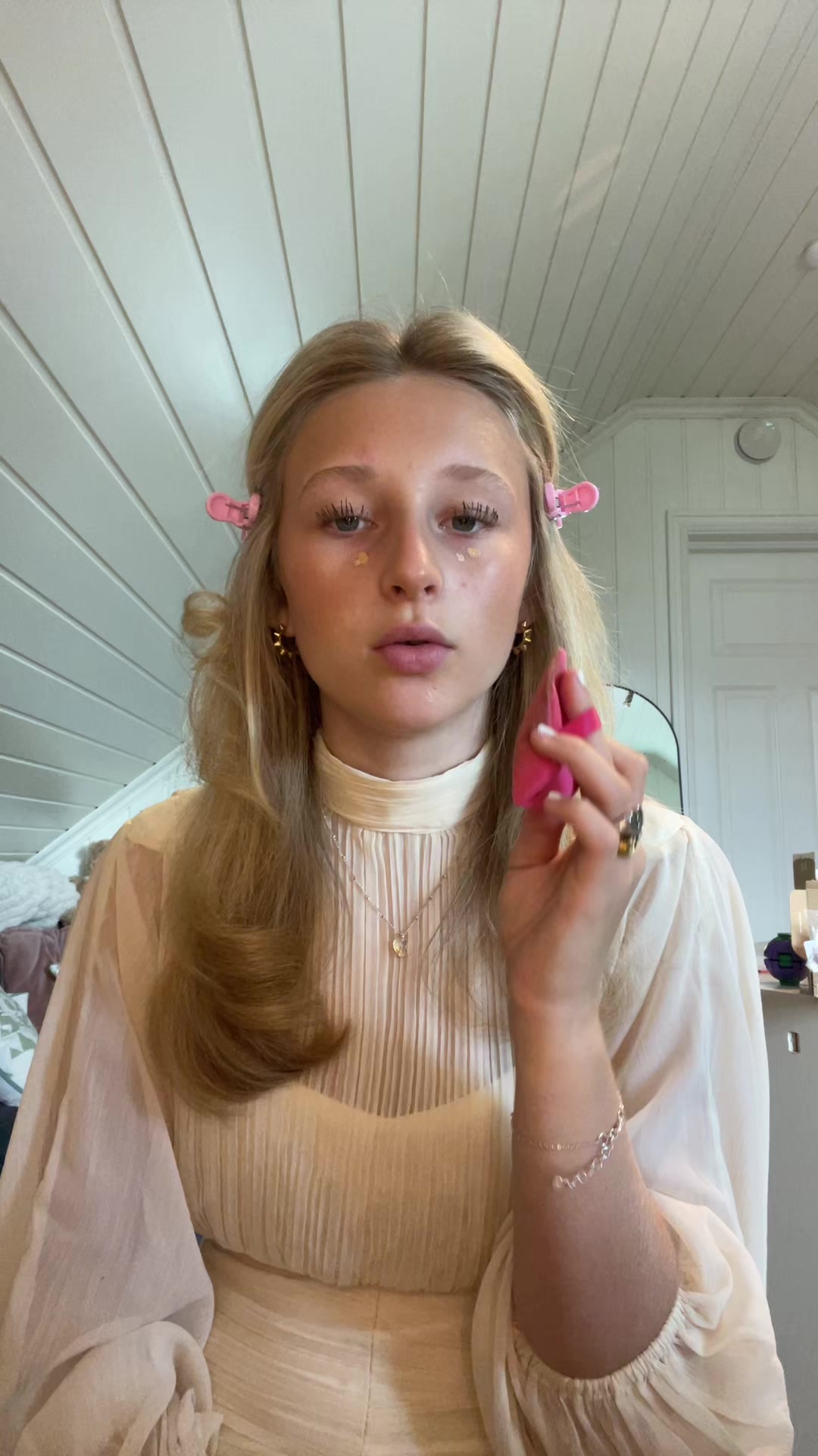 @Nicolineasland