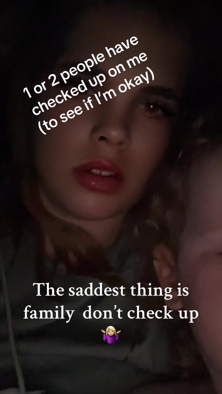 @Charlotte Watson24