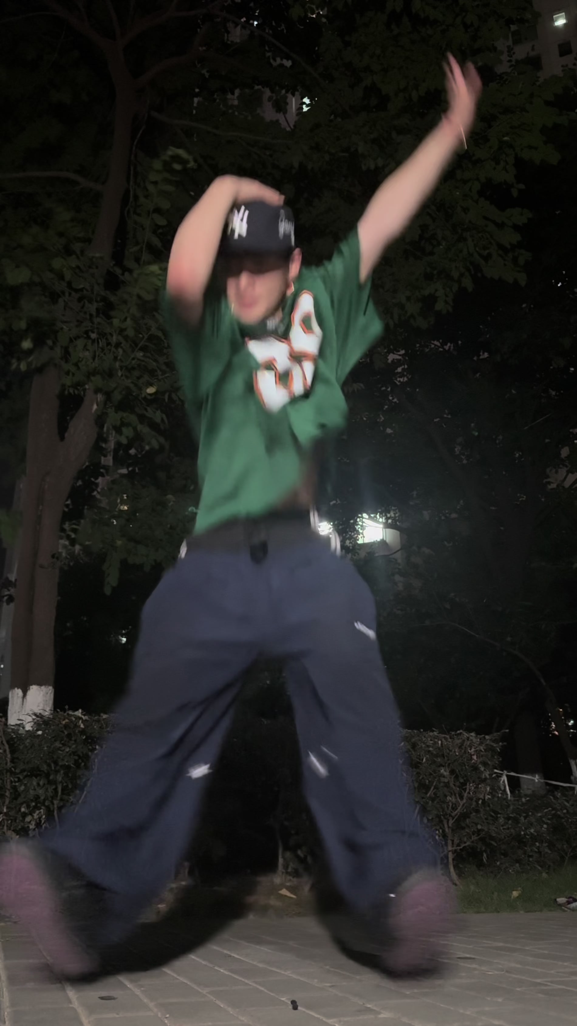 @m🤘