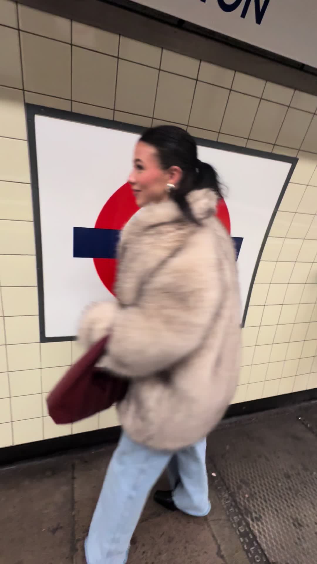 @ellaxo