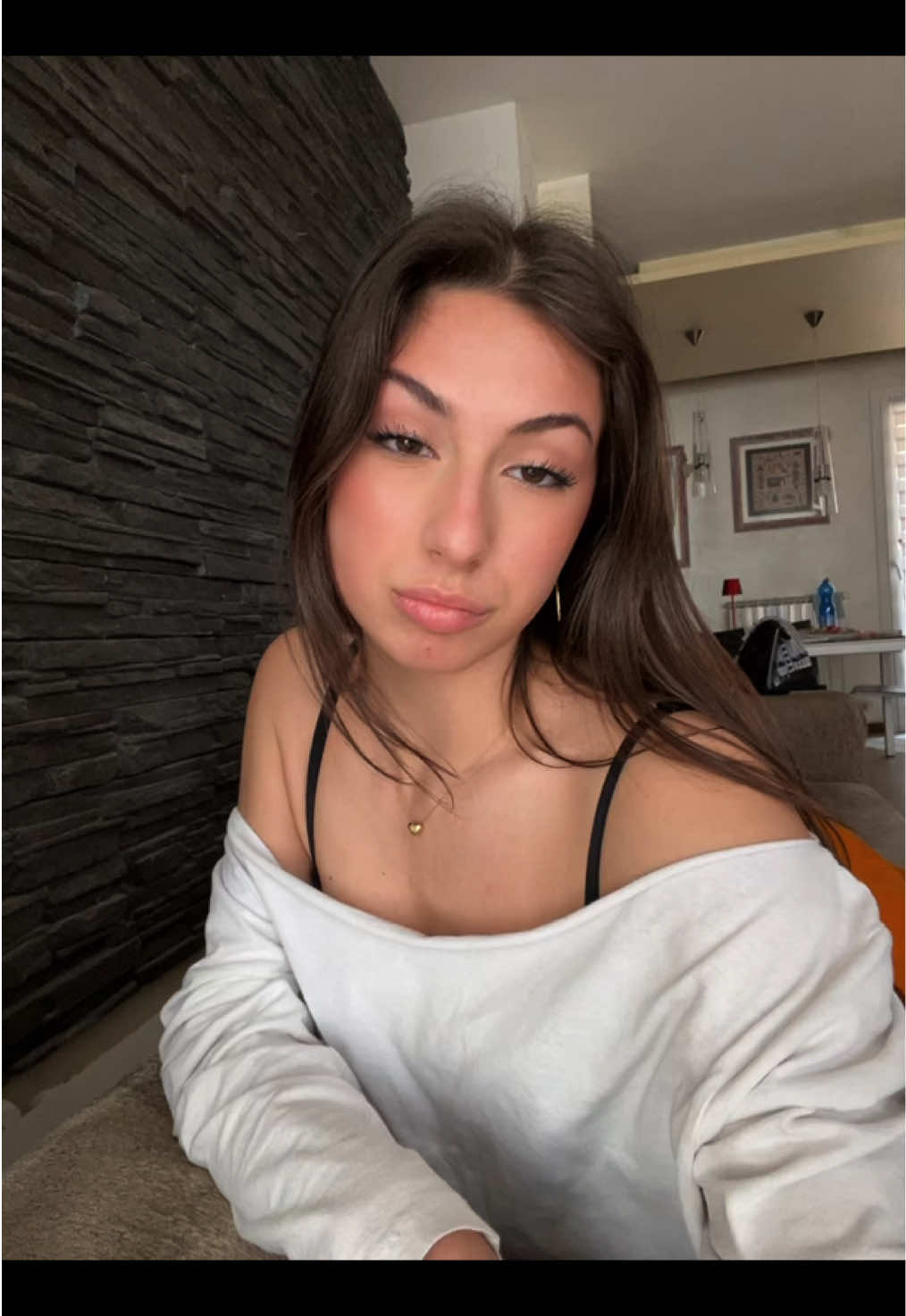 @Alic3
