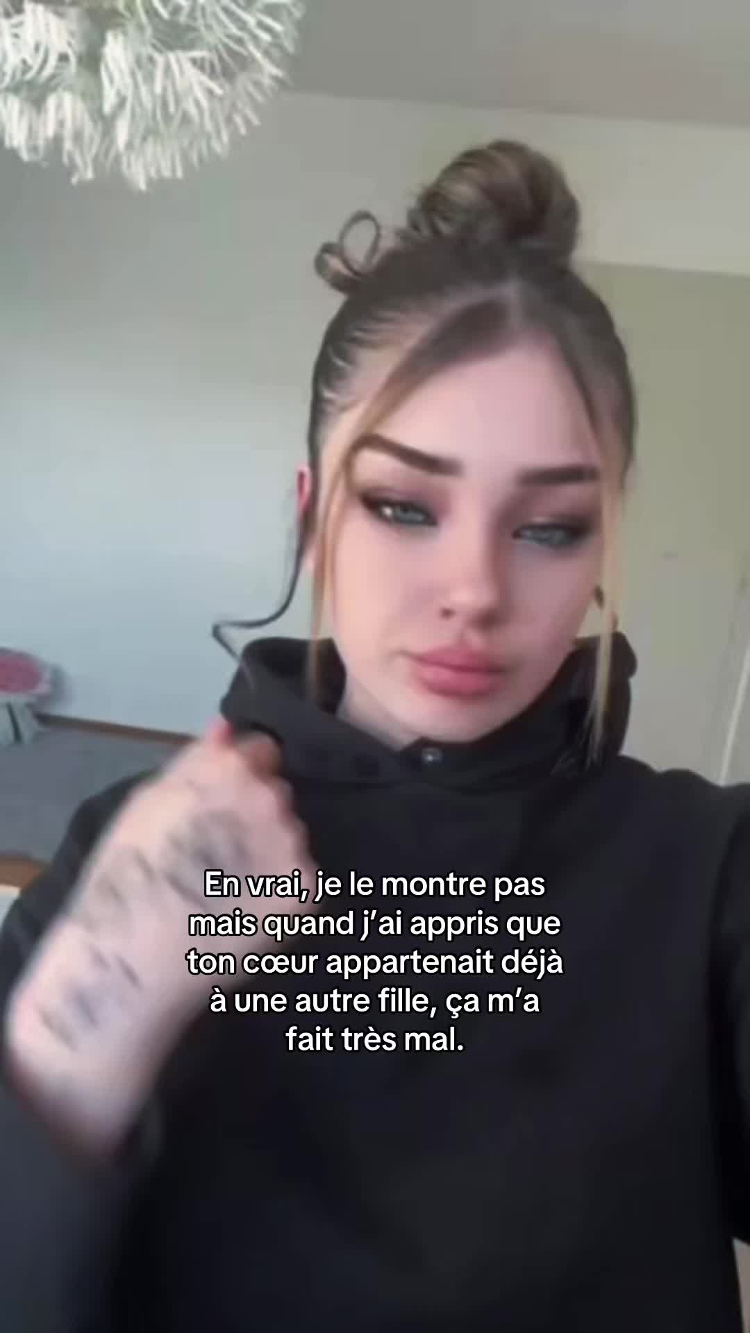 @𝐚𝐧𝐨𝐧𝐲𝐦𝐞_𝟏𝟗𝟖