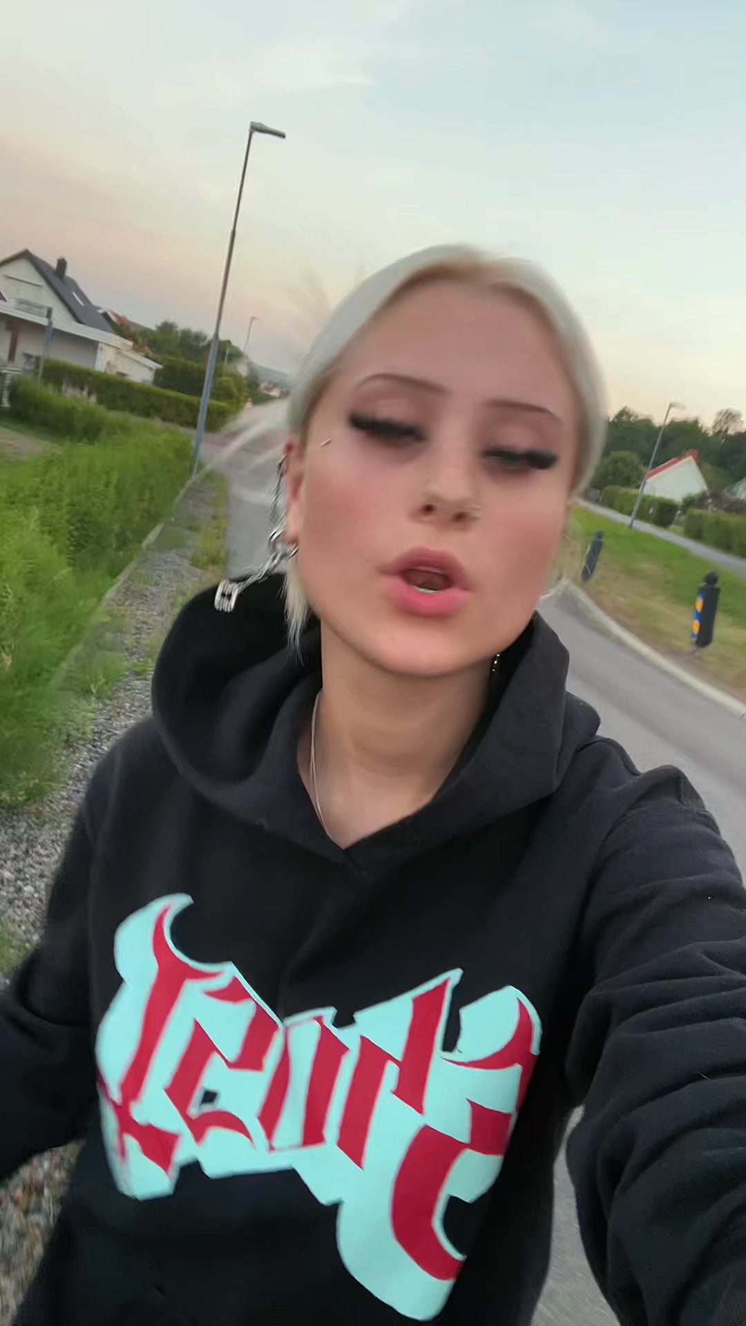 @🥀T&ouml;rnrosa🥀