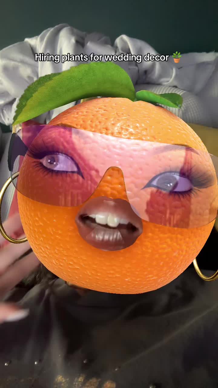 @The Dating Orange 🍊🧡
