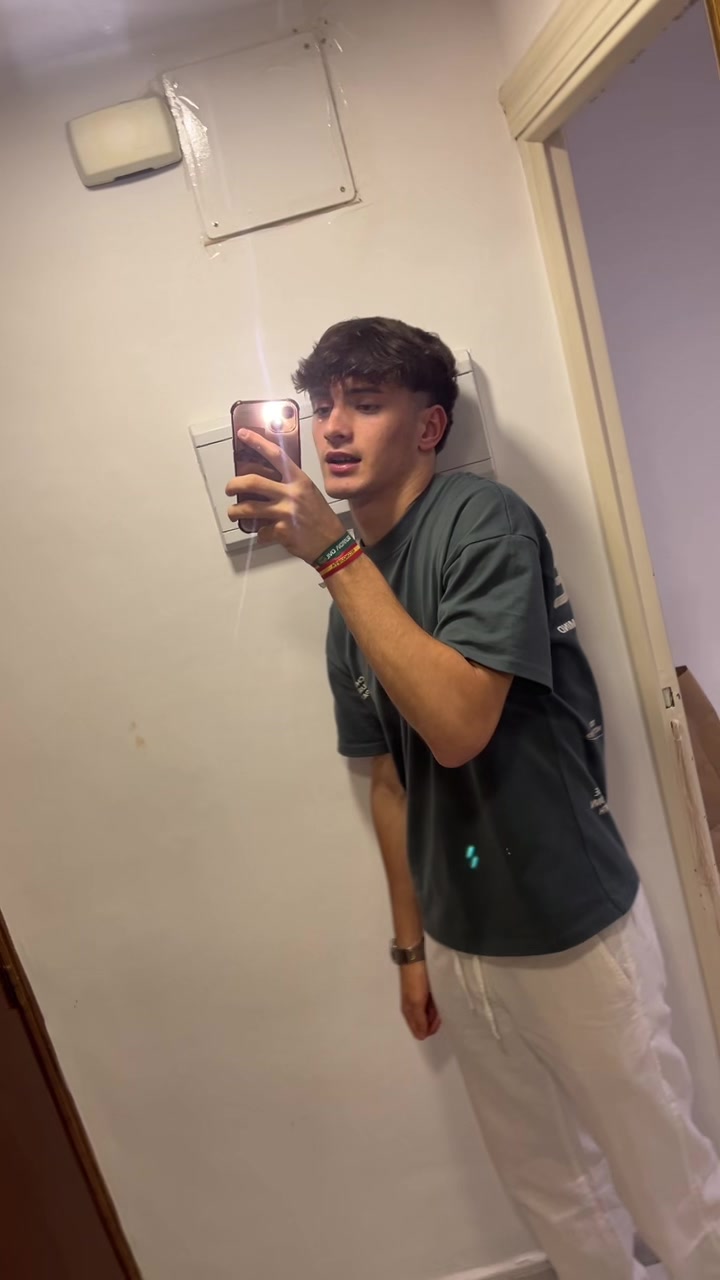 @adrii