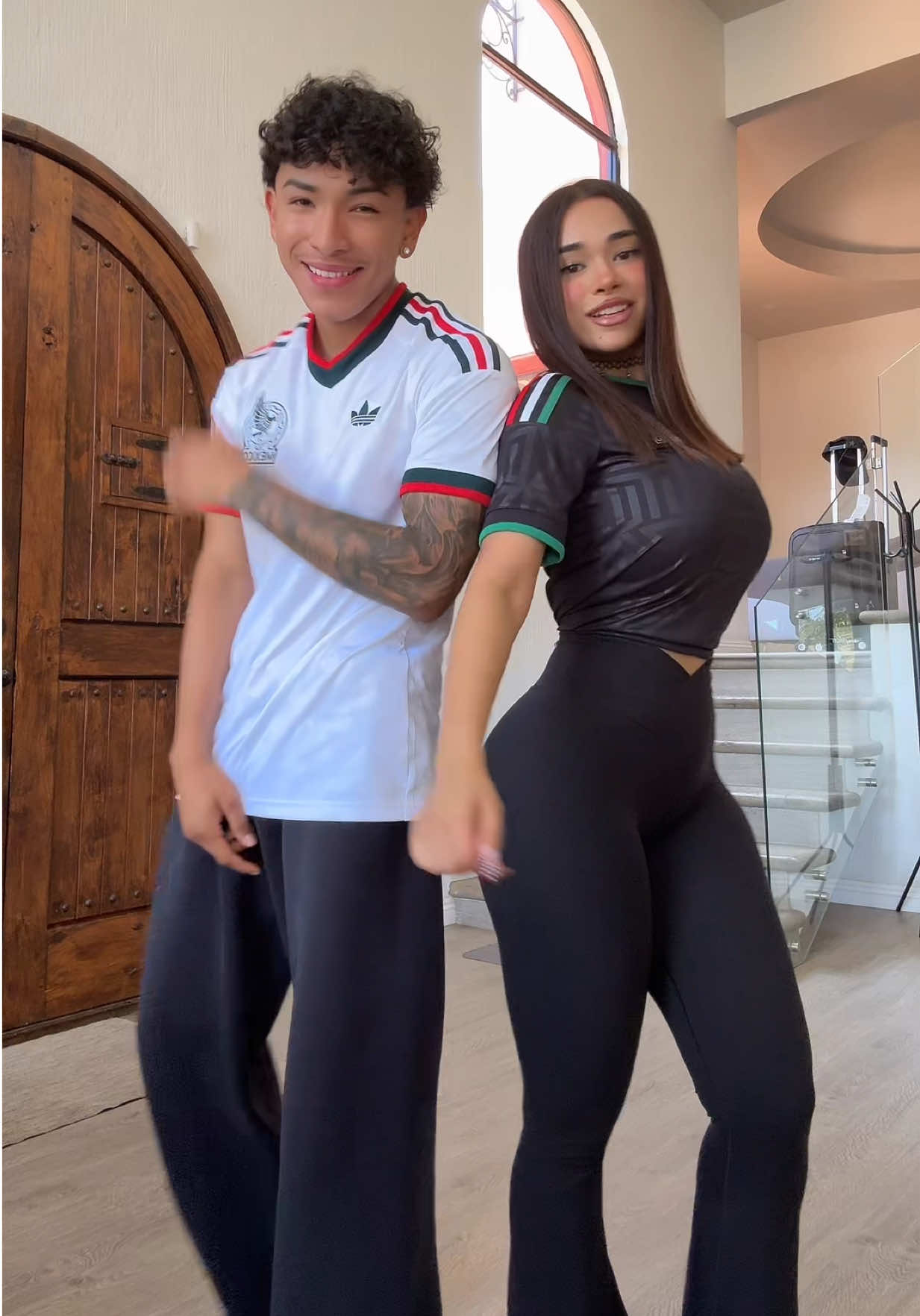 @Leila 😽