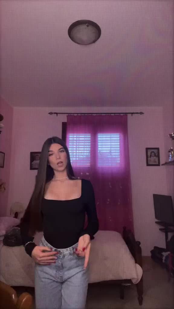 @V💋