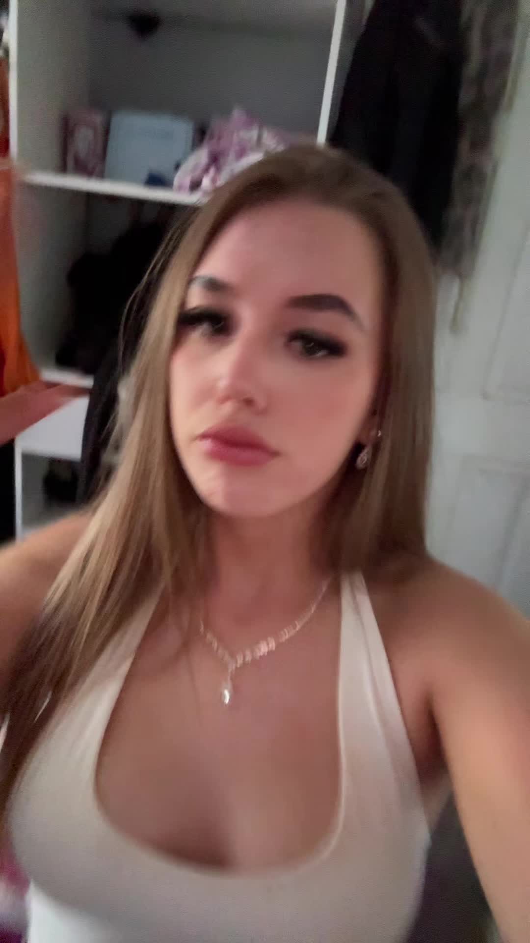 @evie-louise๐
