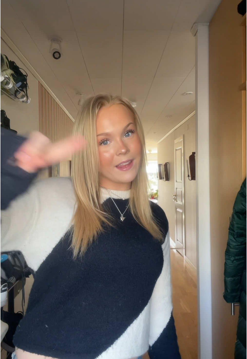 @Emelie