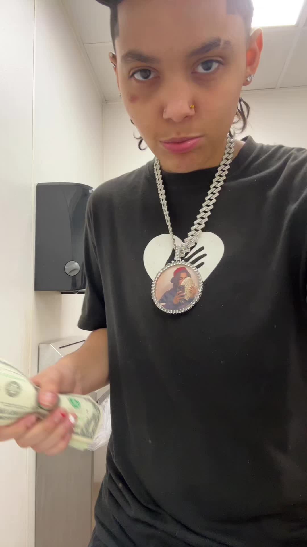 @llchucky