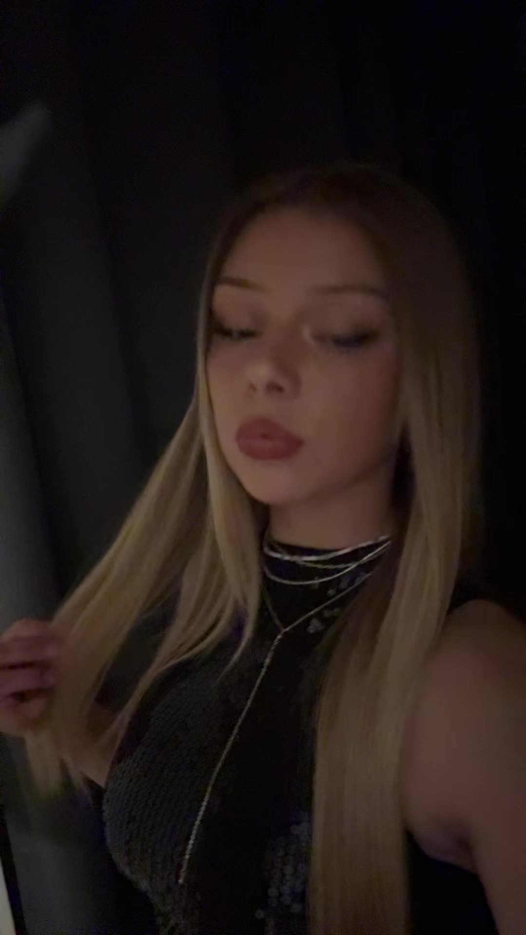 @A N A Ë 🌺
